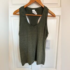 NWT ATHLETA Momentum Seamless Tank Olive Green Large
